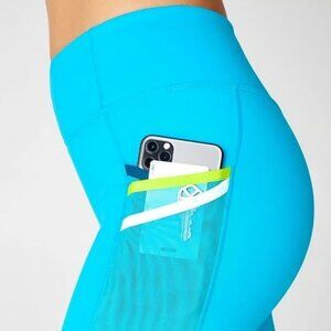 Fabletics Trinity Mid-Rise 9'' Short Delta Blue Size XL